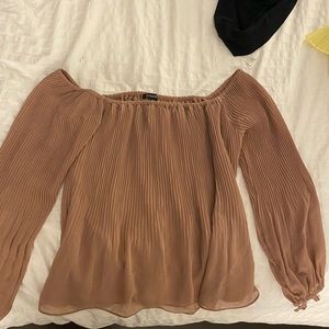 Dynamite off Shoulder Blouse in Size S